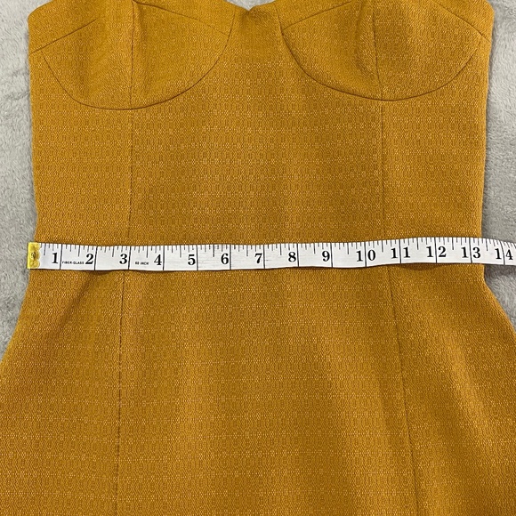 Isabel Lu Corset Cut Out Dress Size Small - Picture 11 of 14